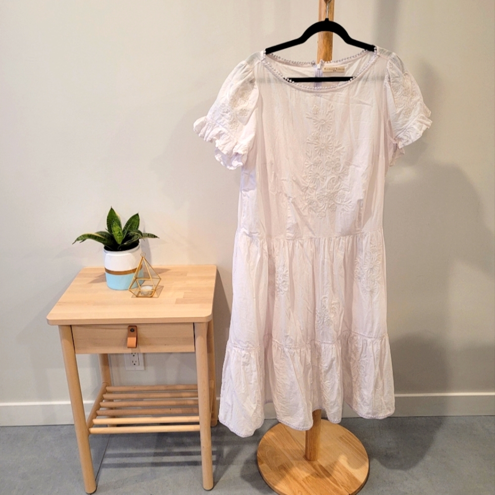Eshakti White Embroidered cotton voile dress, size US 20